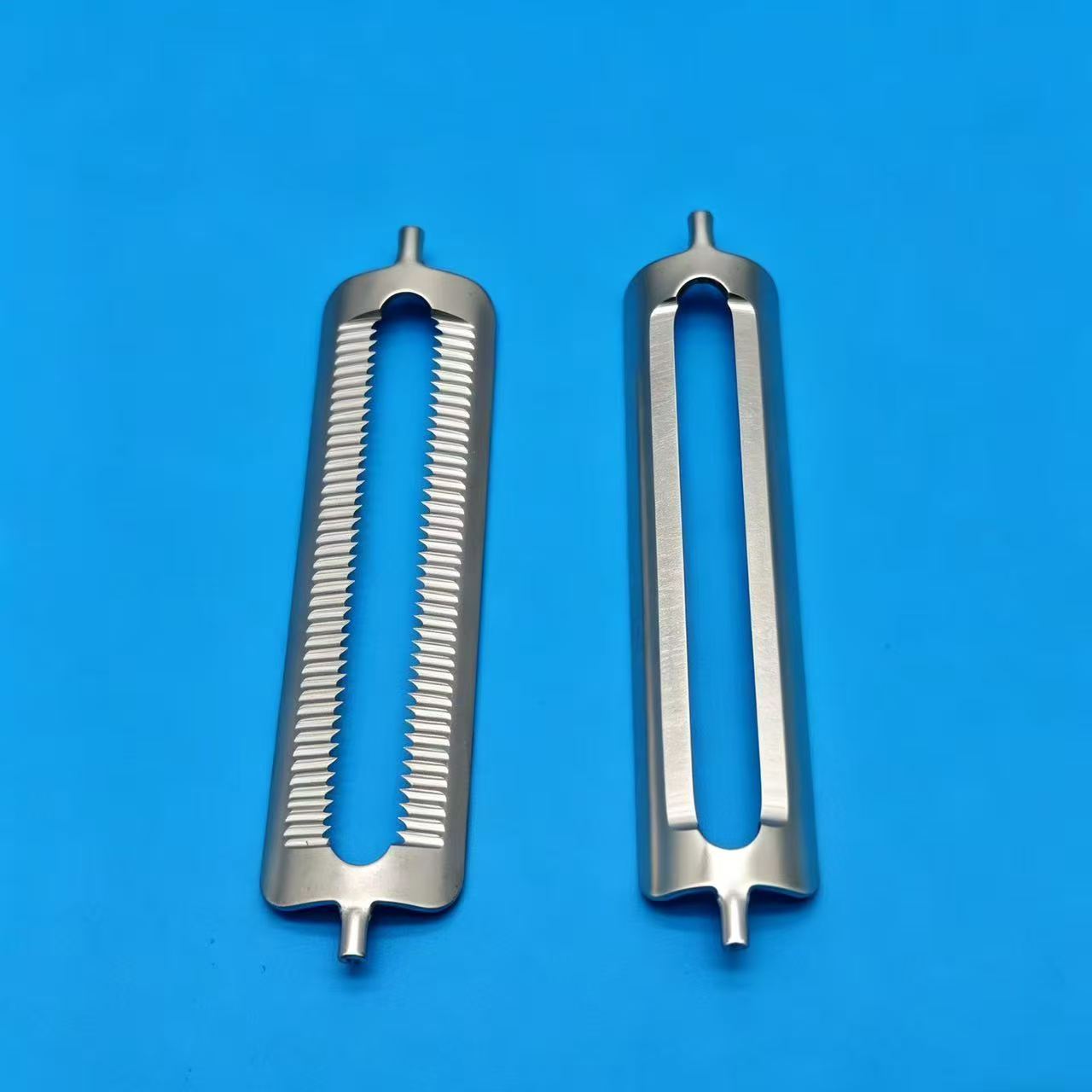 削皮刀